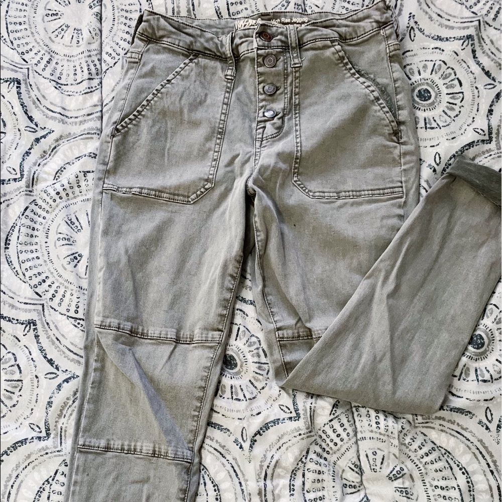 High Waisted Grey Jeans